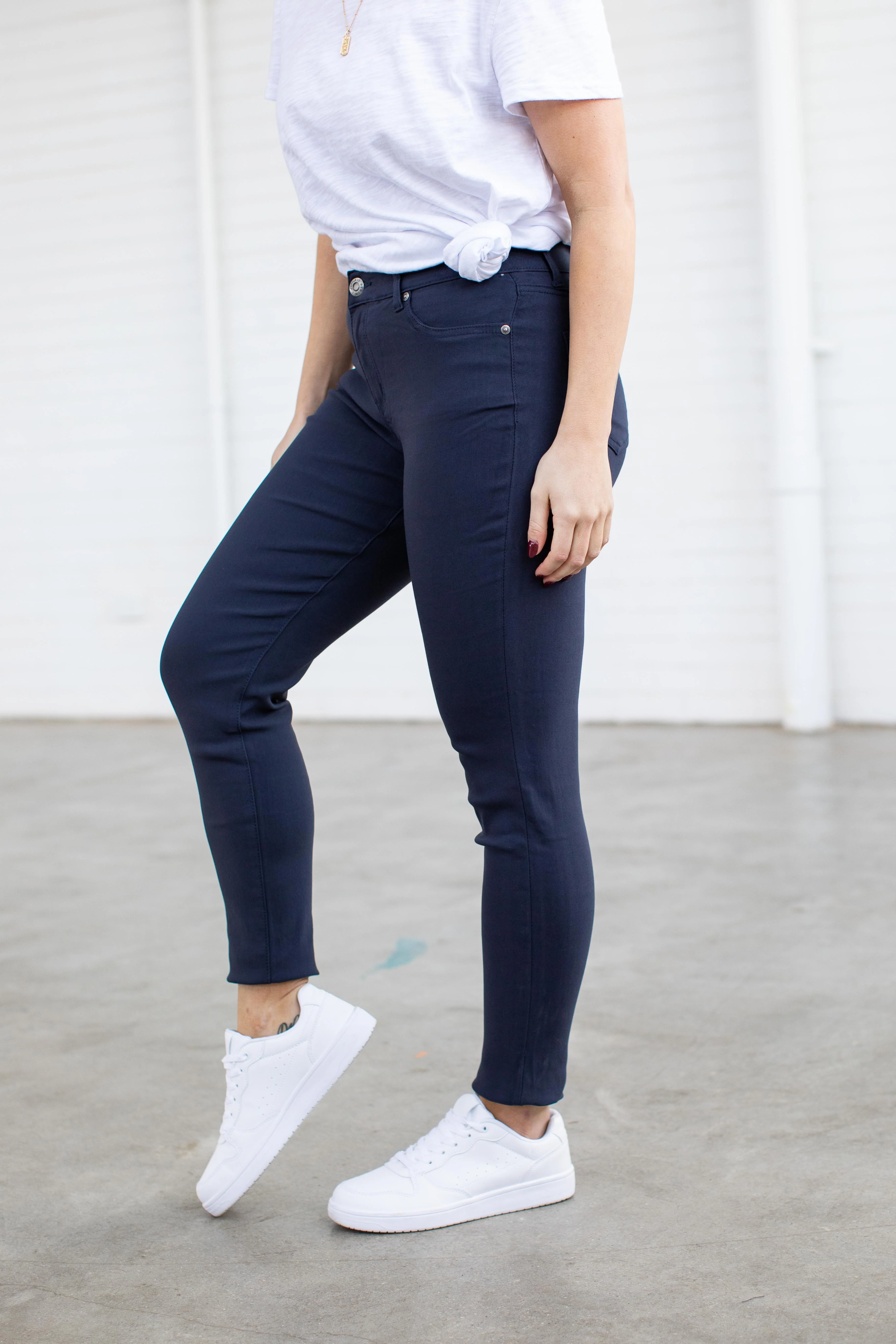 Austin Ultra Stretch Jean Pants in Navy - Image 3