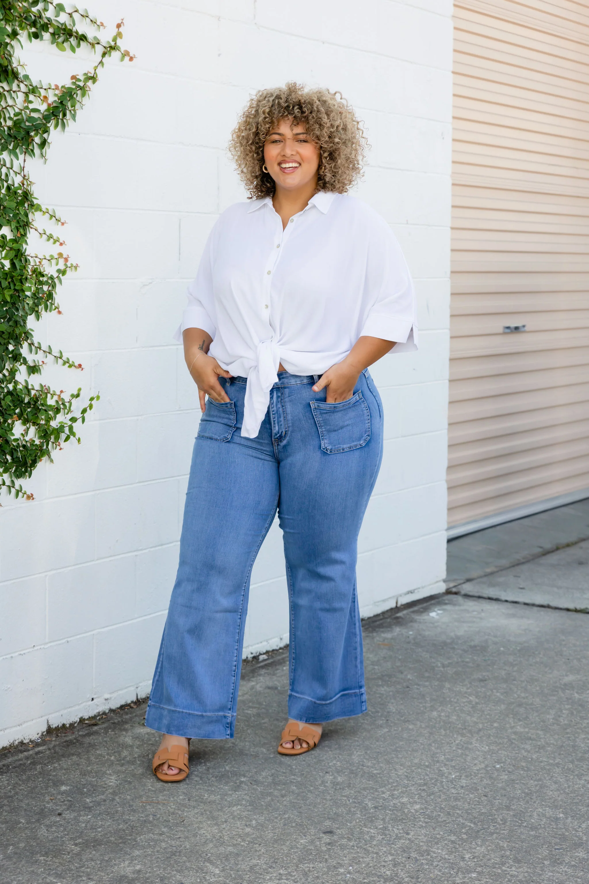 Elton High Waisted Retro Jeans - Image 14