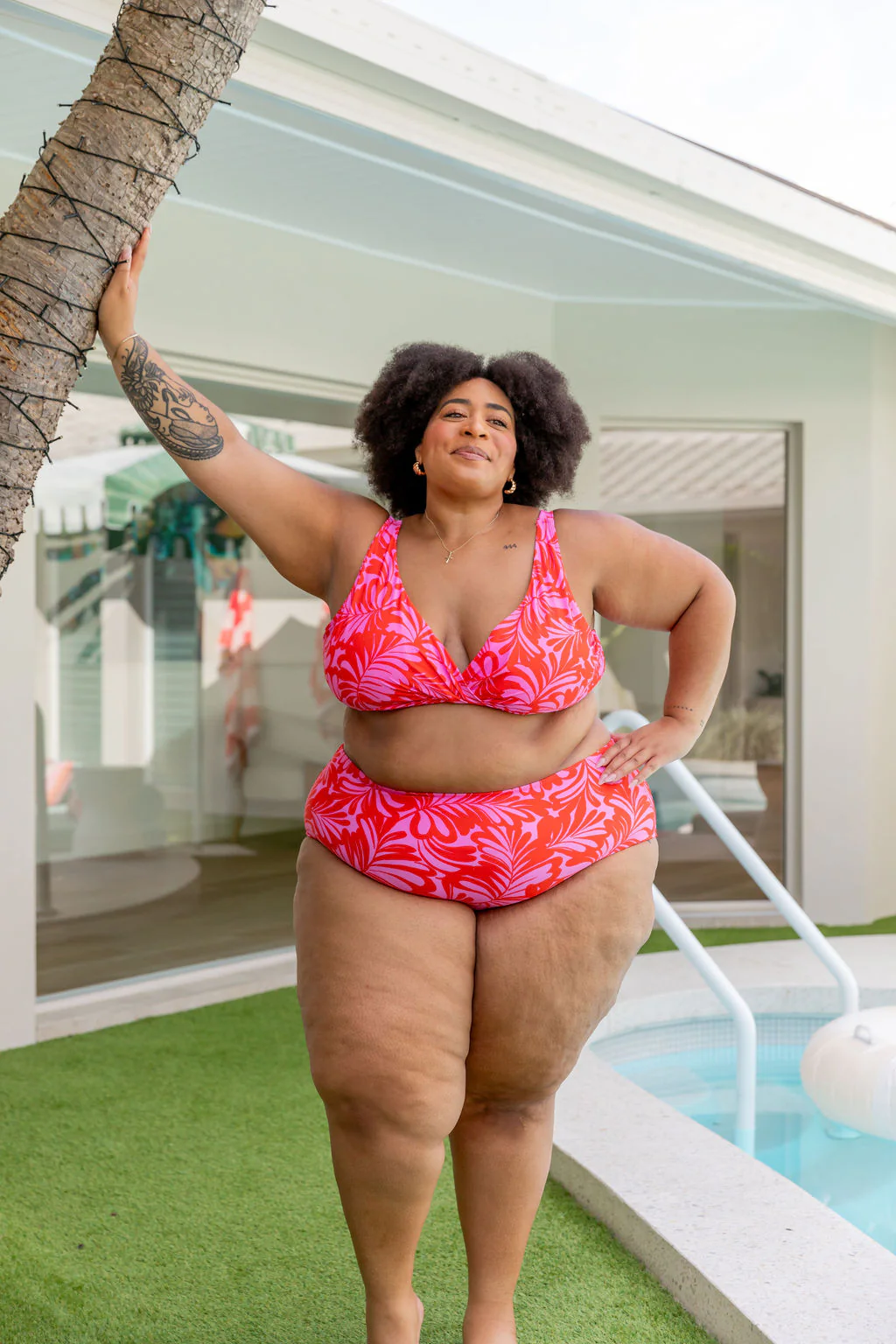 Burleigh Bikini Top in Pink Jungle - Image 19