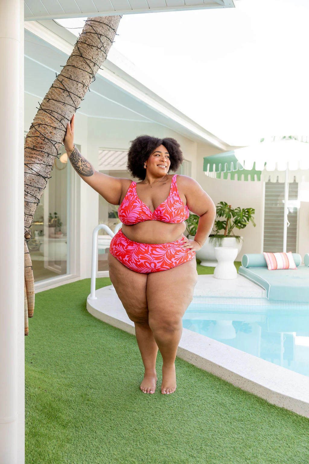 Burleigh Bikini Top in Pink Jungle - Image 39