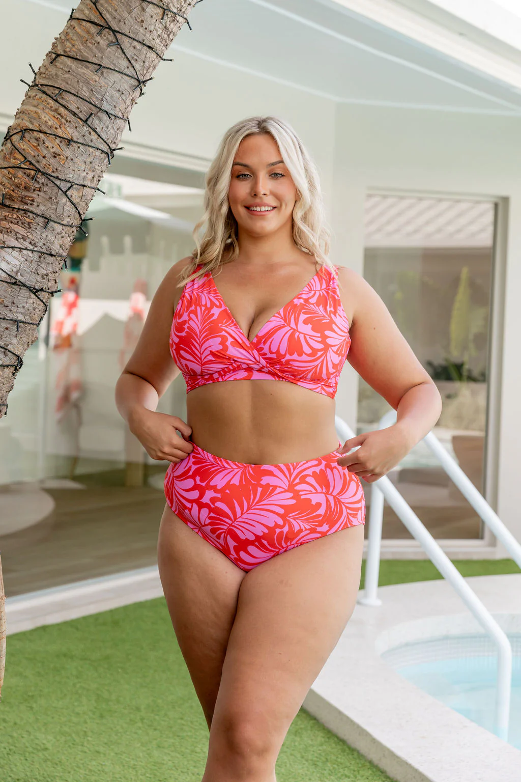 Burleigh Bikini Top in Pink Jungle - Image 48