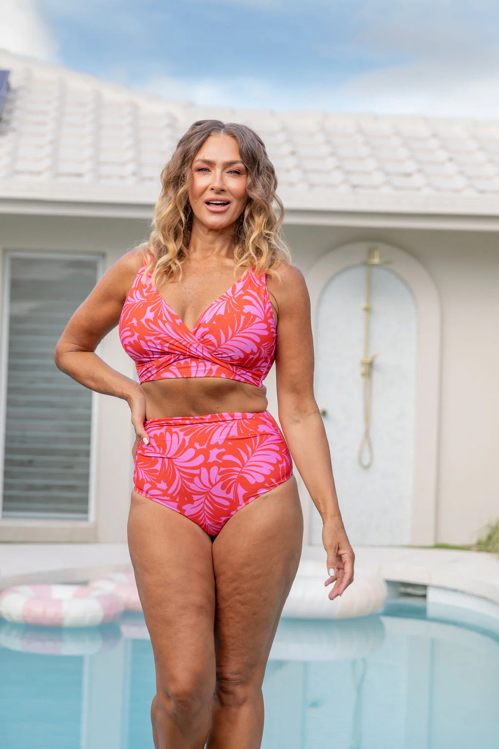 Burleigh Bikini Top in Pink Jungle - Image 7