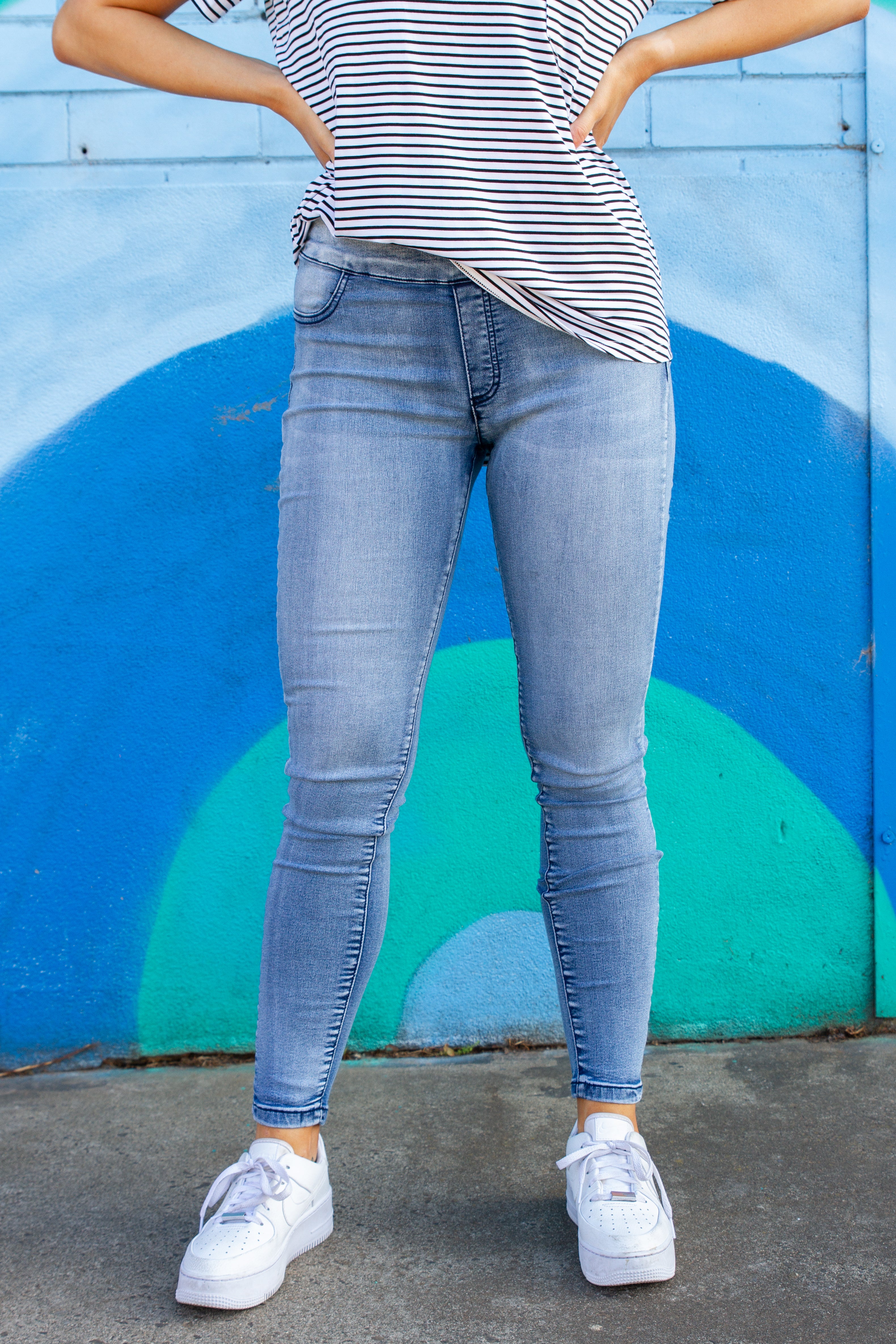 Crew Pull on Jeans - Image 17