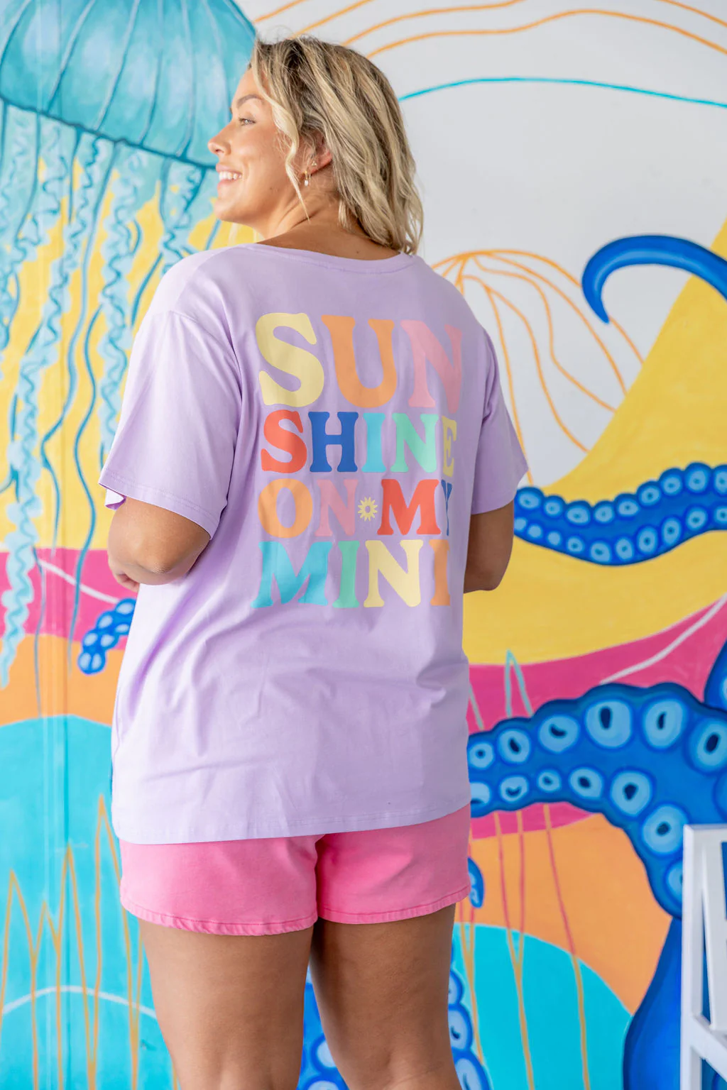 Della V-Neck in Sunshine Lilac - Image 4