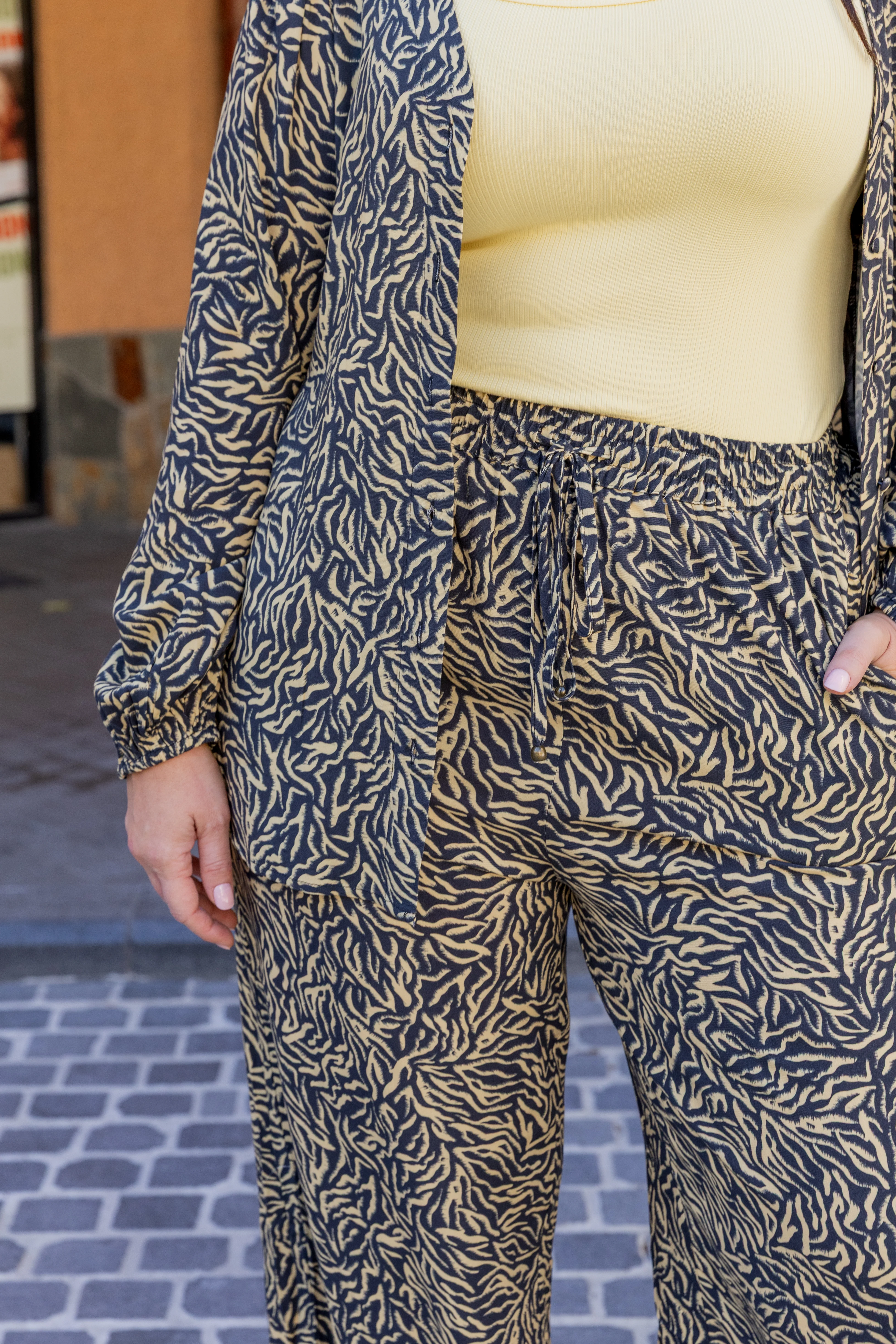 Gina Pants in Sahara Nights - Image 3