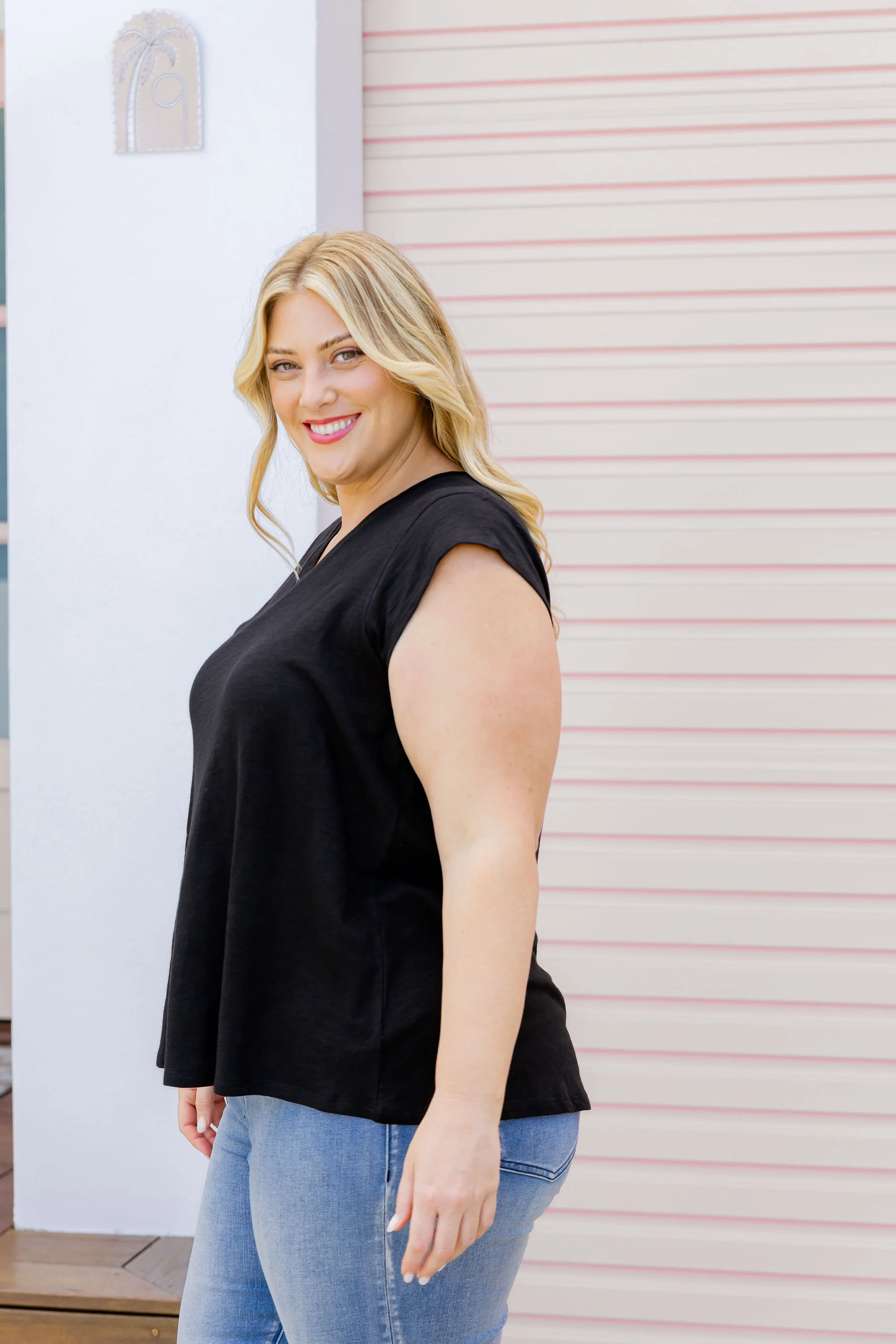 Isla Shirt in Black - Image 13