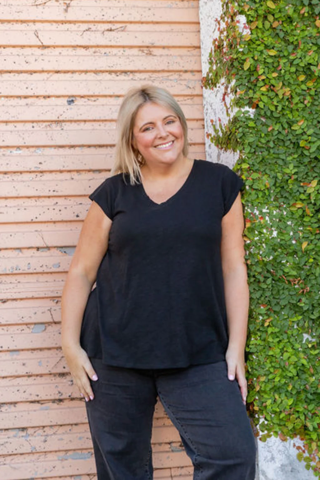 Isla Shirt in Black - Image 3