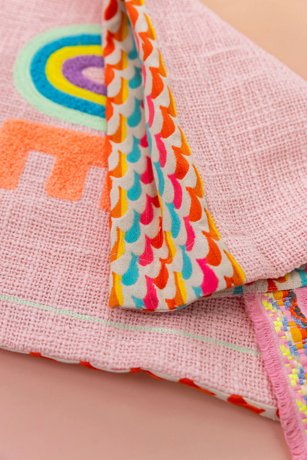 Love Pink Woven Tote Bag - Image 5