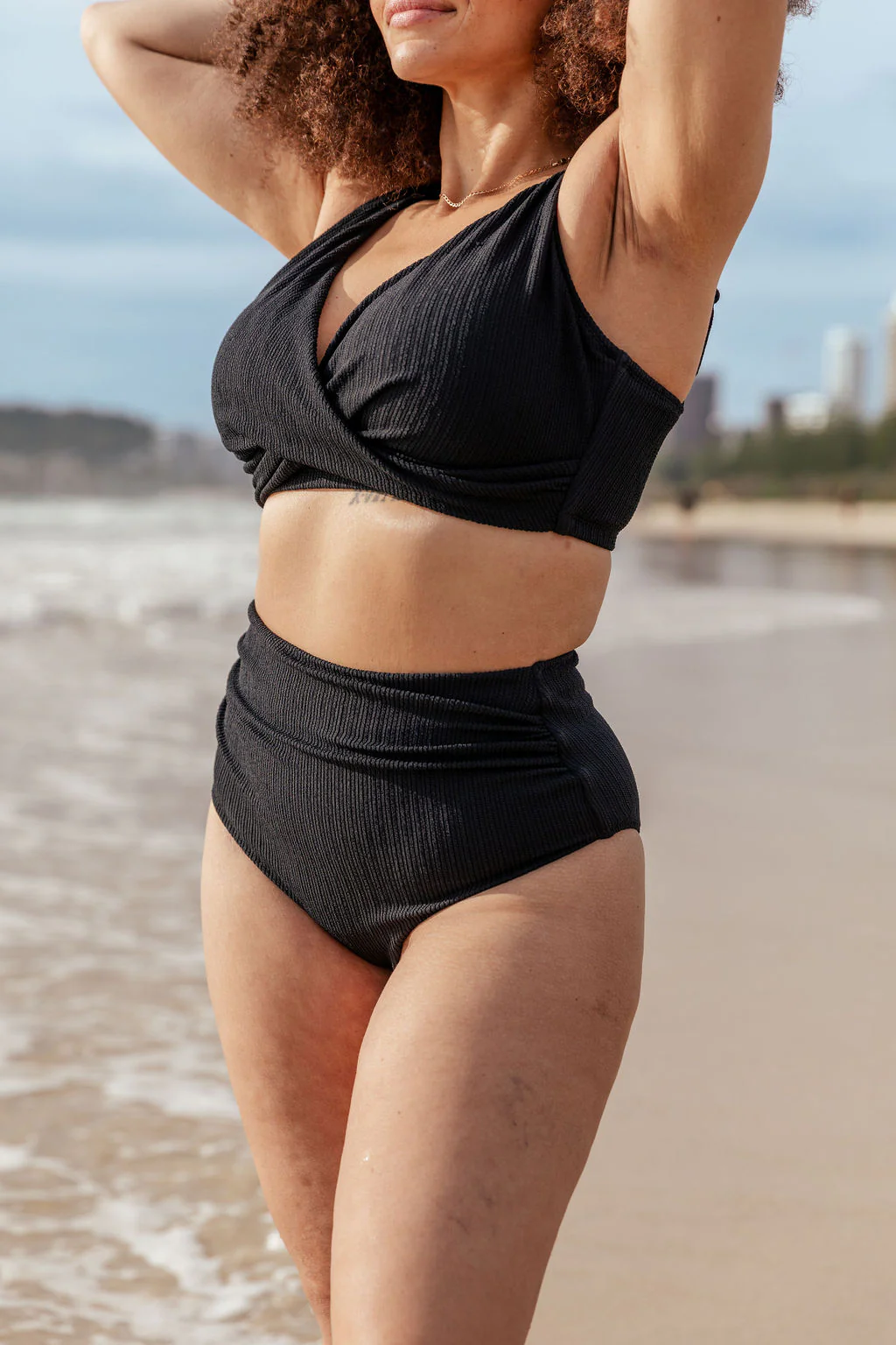 Miami Bikini Pants in Black - Image 30