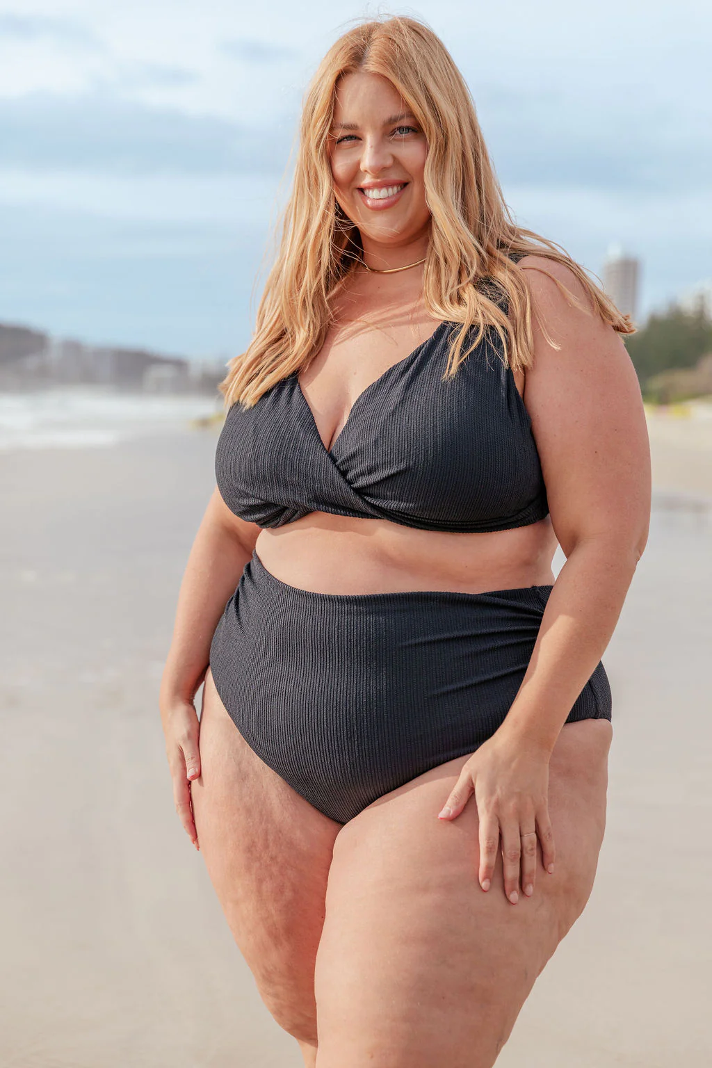 Miami Bikini Pants in Black - Image 34