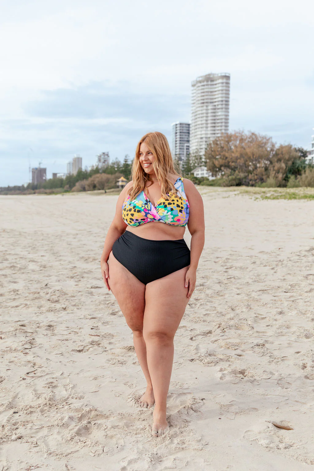 Miami Bikini Pants in Black - Image 4