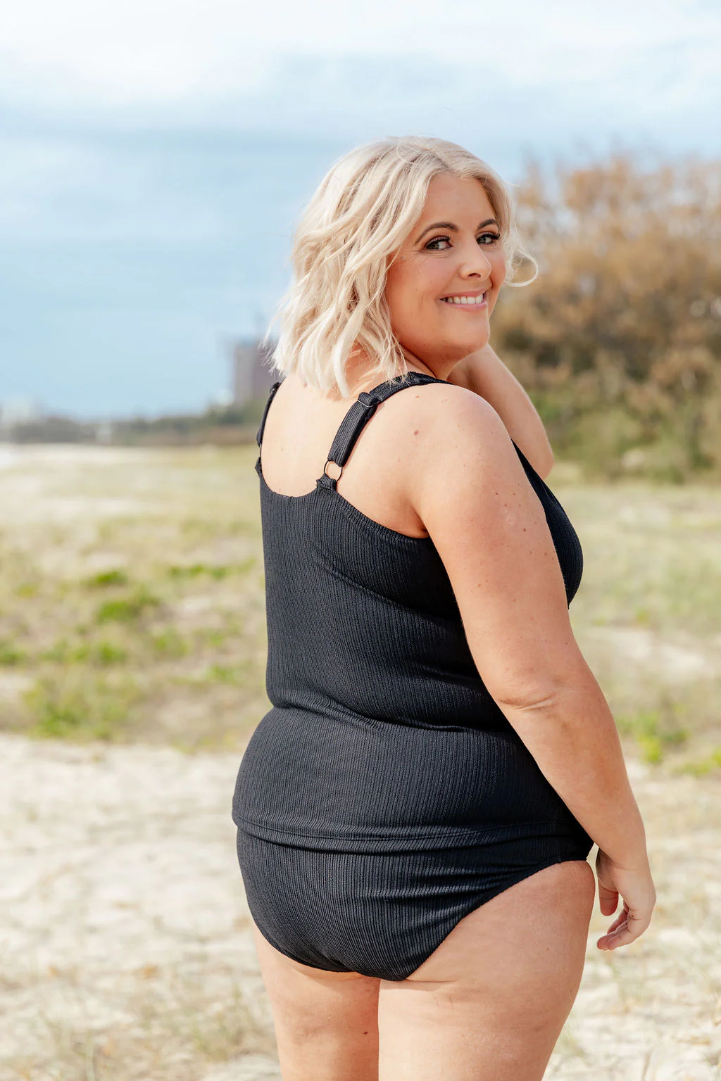 Pearl Bikini Pants in Black - Image 3