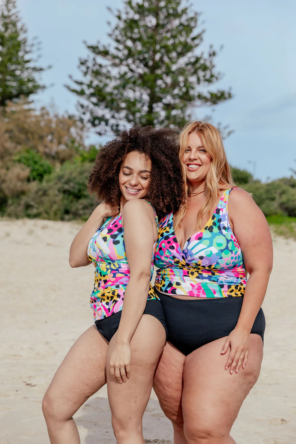 Pearl Bikini Pants in Black - Image 5