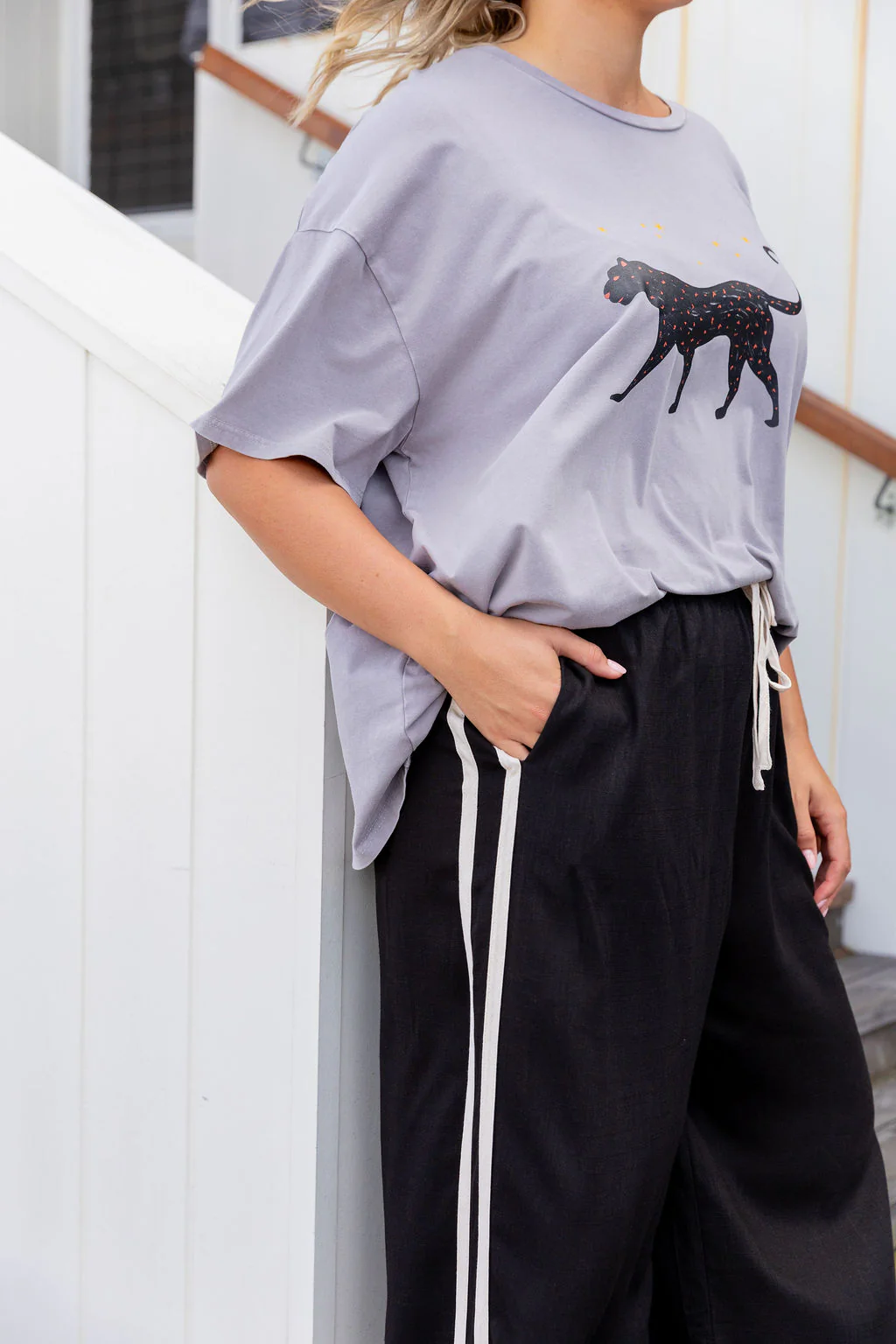 Side Stripe Linen Blend Pants in Black/Cream - Image 10